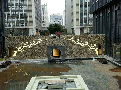 金頂峰案例之不銹鋼樹脂字,鏡面不銹鋼字,樹脂發(fā)光字